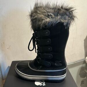 Sorel Joan of Arctic boots